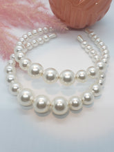 Load image into Gallery viewer, Pearl Headband
