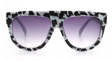 Load image into Gallery viewer, Black and white marble Chloe designer sunglasses
